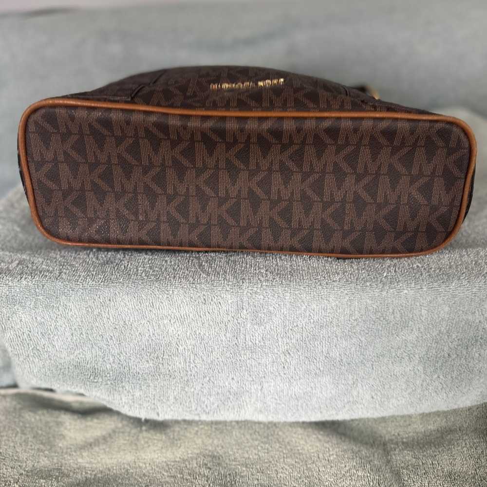 Michael Kors Brown MK Logo Convertible Shoulder Bag - Picture 3 of 9